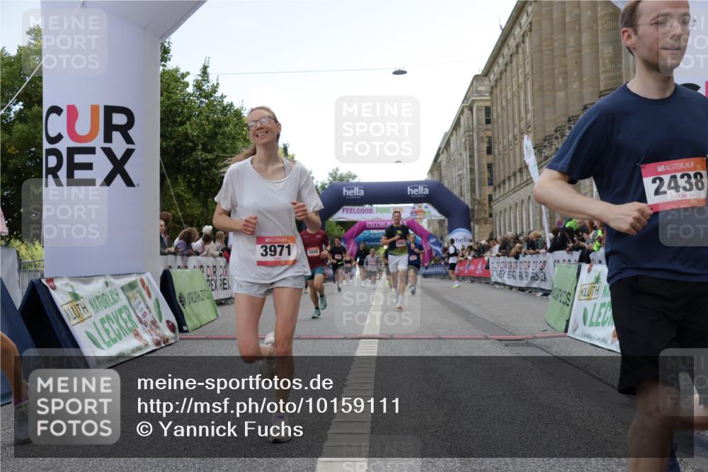 06.09.2026 - CURREX Alsterlauf Yannick Fuchs http://msf.ph/oto/10159111 06.09.2026 09:52:56 Ziel 2336, 2438, 2465, 2510, 3135, 3954, 3971, 4226, 4570, 4780, 4781, 5048, 5522, 6062, 6232, 6314, 8025, 8324 meine-sportfotos.de