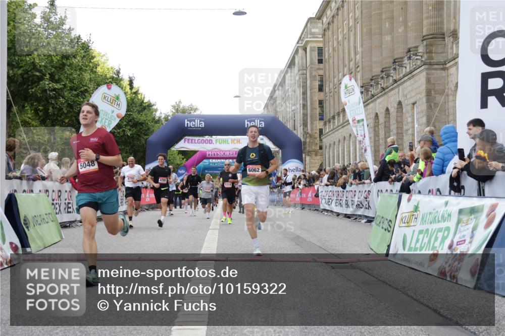 06.09.2026 - CURREX Alsterlauf Yannick Fuchs http://msf.ph/oto/10159322 06.09.2026 09:52:57 Ziel 2336, 2438, 2465, 2510, 3135, 3594, 3954, 3971, 4226, 4329, 4570, 4780, 4781, 5048, 5522, 6062, 6141, 6232, 6314, 8025, 8324 meine-sportfotos.de