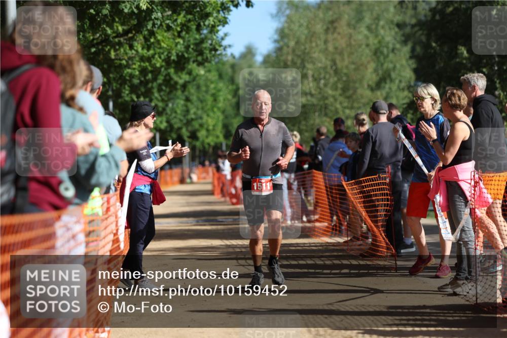 06.09.2026 - 20. Norderstedt Triathlon Mo-Foto http://msf.ph/oto/10159452 06.09.2026 10:38:33 Laufen 1511, 1227, 1227, 1511, 1511 meine-sportfotos.de