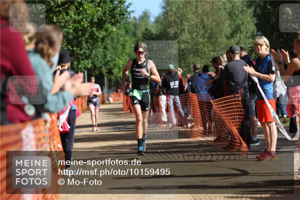 06.09.2026 - 20. Norderstedt Triathlon Mo-Foto http://msf.ph/oto/10159495 06.09.2026 10:38:44 Laufen 742, 1214, 1214 meine-sportfotos.de