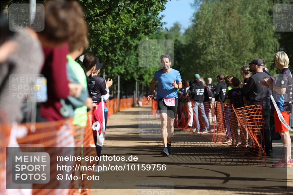 06.09.2026 - 20. Norderstedt Triathlon Mo-Foto http://msf.ph/oto/10159756 06.09.2026 10:39:27 Laufen 220, 750, 1220, 1220 meine-sportfotos.de