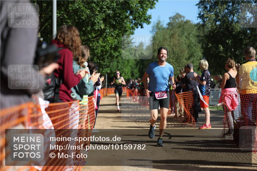 06.09.2026 - 20. Norderstedt Triathlon Mo-Foto http://msf.ph/oto/10159782 06.09.2026 10:39:29 Laufen 220, 750, 766, 1220, 1220 meine-sportfotos.de