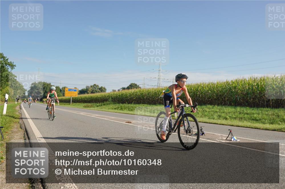 06.09.2026 - 20. Norderstedt Triathlon Michael Burmester http://msf.ph/oto/10160348 06.09.2026 09:37:44 Radfahren 621, 638, 655, 658 meine-sportfotos.de