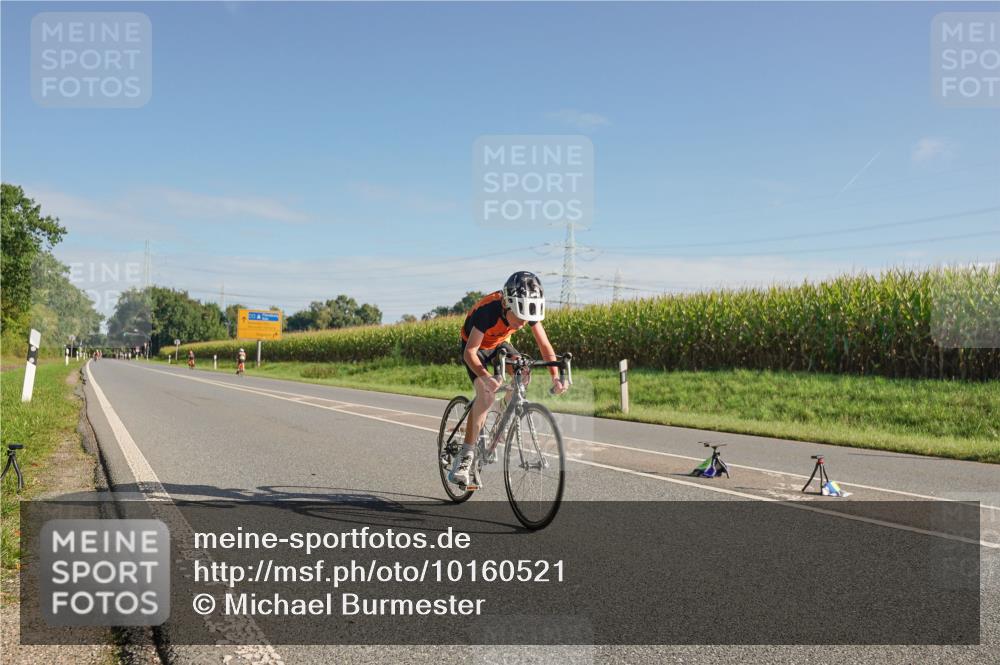 06.09.2026 - 20. Norderstedt Triathlon Michael Burmester http://msf.ph/oto/10160521 06.09.2026 09:39:39 Radfahren 663 meine-sportfotos.de
