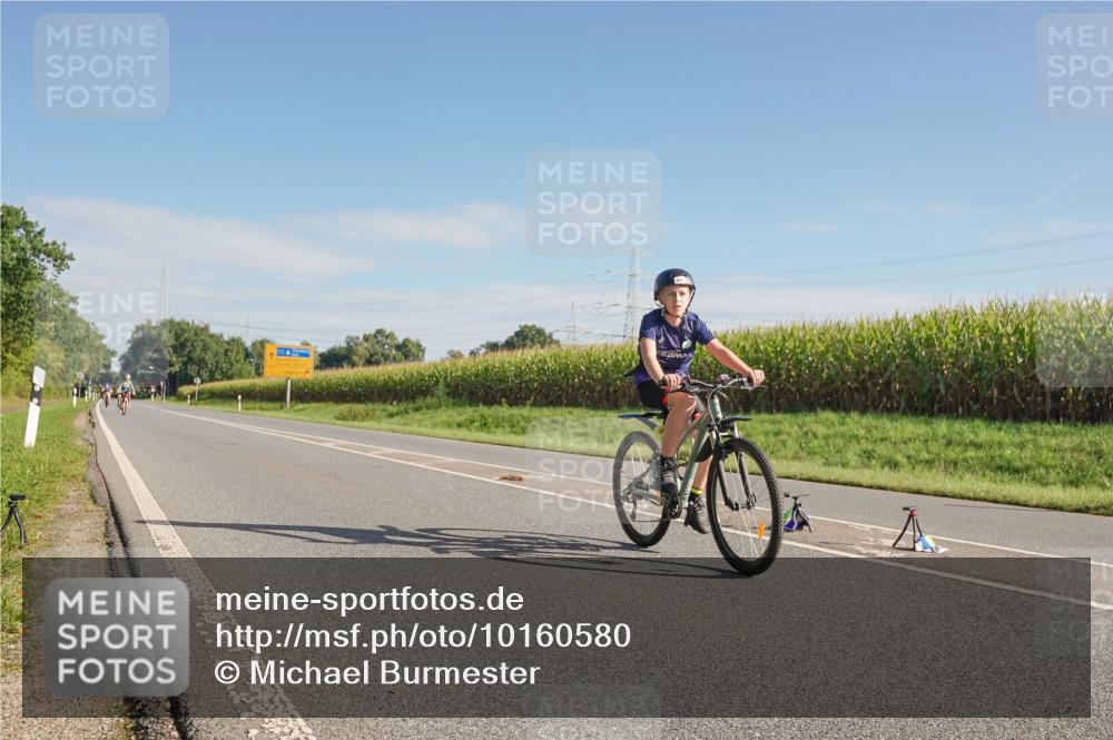 06.09.2026 - 20. Norderstedt Triathlon Michael Burmester http://msf.ph/oto/10160580 06.09.2026 09:41:34 Radfahren 625, 646, 647 meine-sportfotos.de