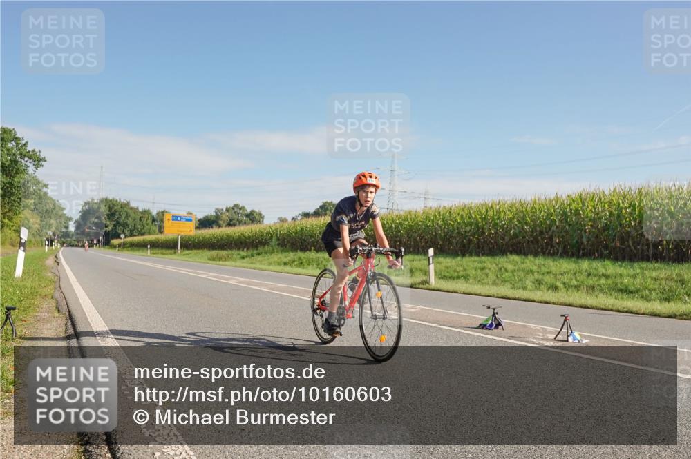 06.09.2026 - 20. Norderstedt Triathlon Michael Burmester http://msf.ph/oto/10160603 06.09.2026 09:42:02 Radfahren 679 meine-sportfotos.de