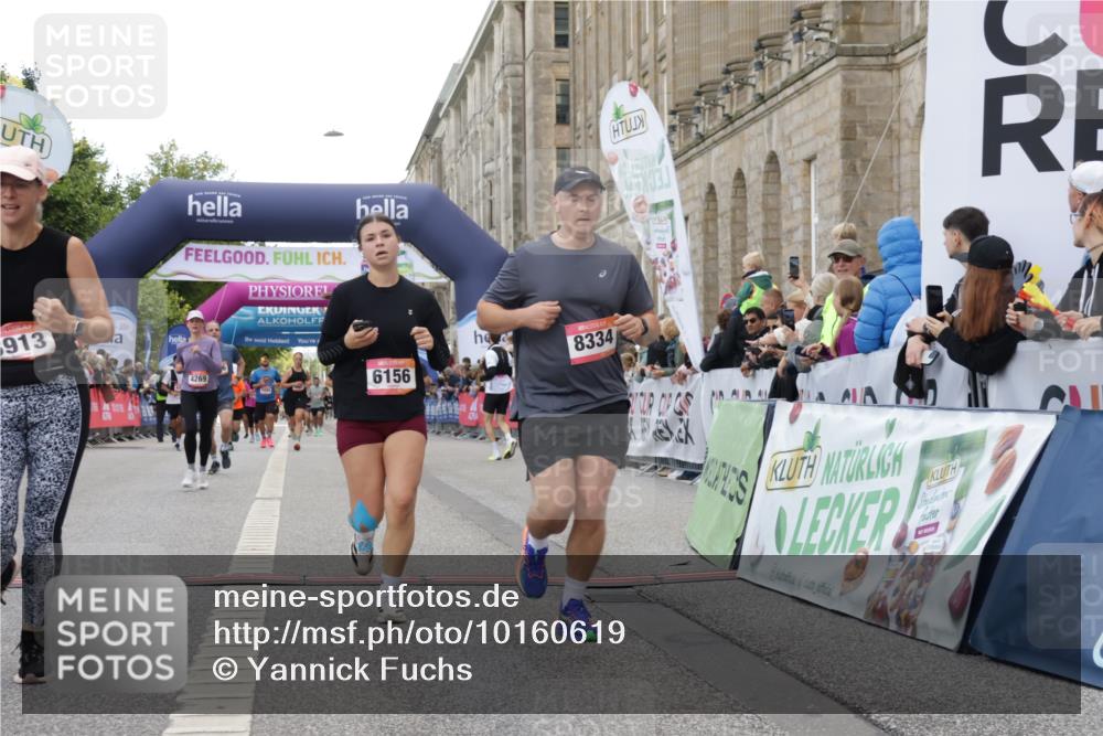 06.09.2026 - CURREX Alsterlauf Yannick Fuchs http://msf.ph/oto/10160619 06.09.2026 09:53:05 Ziel 2336, 2464, 2930, 3594, 3913, 4269, 4329, 4336, 4539, 4760, 4780, 4781, 5202, 5253, 5522, 6062, 6141, 6156, 6314, 8190, 8334 meine-sportfotos.de