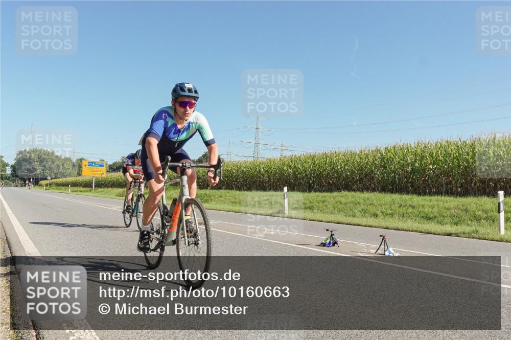 06.09.2026 - 20. Norderstedt Triathlon Michael Burmester http://msf.ph/oto/10160663 06.09.2026 10:27:19 Radfahren 1493, 1498 meine-sportfotos.de