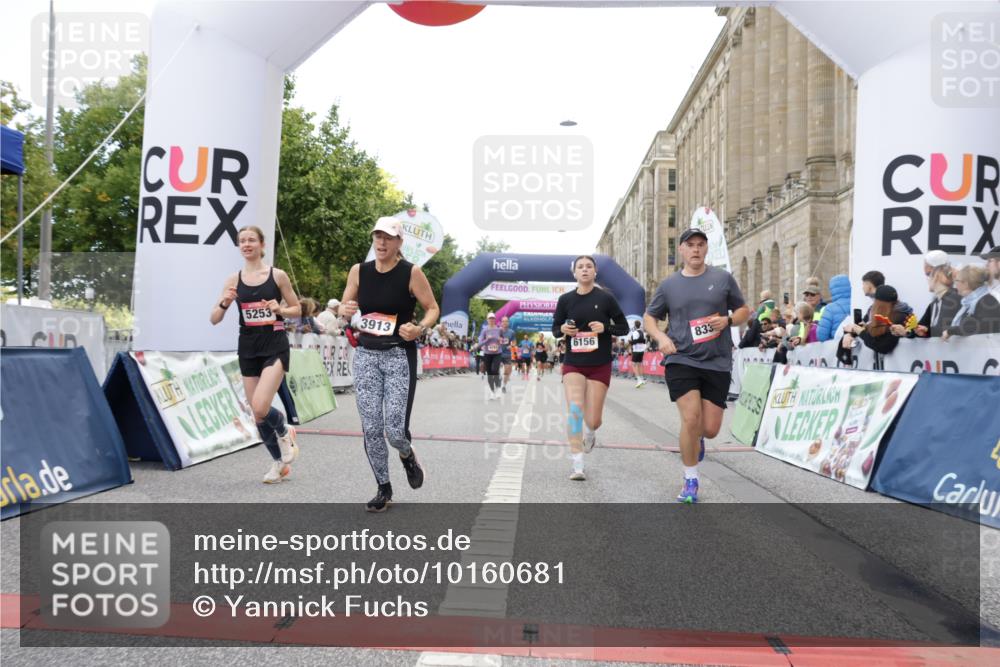 06.09.2026 - CURREX Alsterlauf Yannick Fuchs http://msf.ph/oto/10160681 06.09.2026 09:53:05 Ziel 2336, 2464, 2930, 3594, 3913, 4269, 4329, 4336, 4539, 4760, 4780, 4781, 5202, 5253, 5522, 6062, 6141, 6156, 6314, 8190, 8334 meine-sportfotos.de