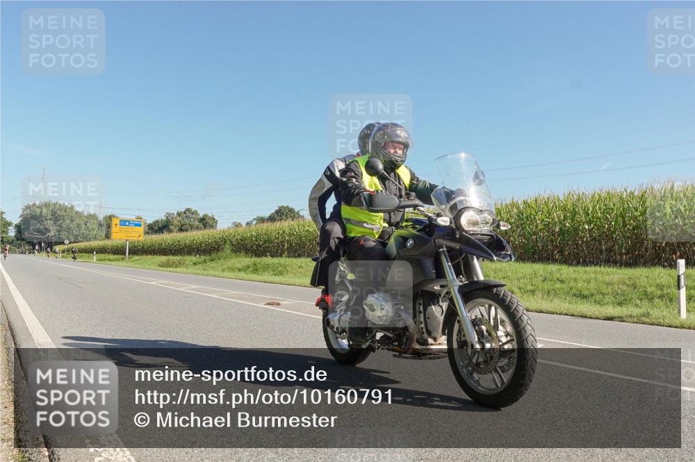 06.09.2026 - 20. Norderstedt Triathlon Michael Burmester http://msf.ph/oto/10160791 06.09.2026 10:33:04 Radfahren 737 meine-sportfotos.de