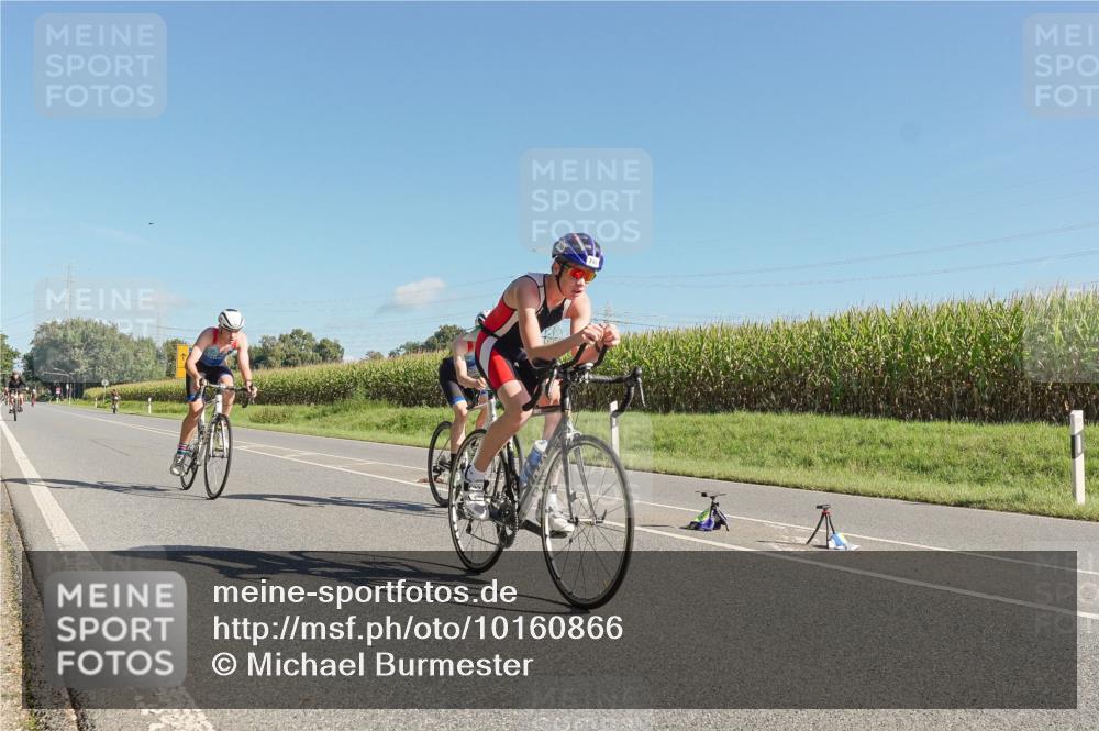06.09.2026 - 20. Norderstedt Triathlon Michael Burmester http://msf.ph/oto/10160866 06.09.2026 10:35:30 Radfahren 736, 740, 744, 750, 753, 1491 meine-sportfotos.de