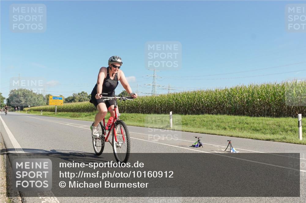 06.09.2026 - 20. Norderstedt Triathlon Michael Burmester http://msf.ph/oto/10160912 06.09.2026 10:36:06 Radfahren 1208, 1508 meine-sportfotos.de