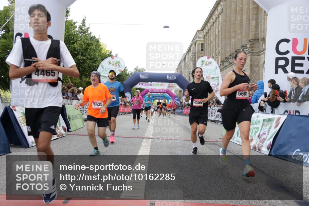 06.09.2026 - CURREX Alsterlauf Yannick Fuchs http://msf.ph/oto/10162285 06.09.2026 09:53:13 Ziel 2704, 4269, 4305, 4336, 4465, 4539, 4584, 4623, 4707, 4708, 4760, 4833, 5202, 5681, 5886, 5935, 8230, 8340 meine-sportfotos.de