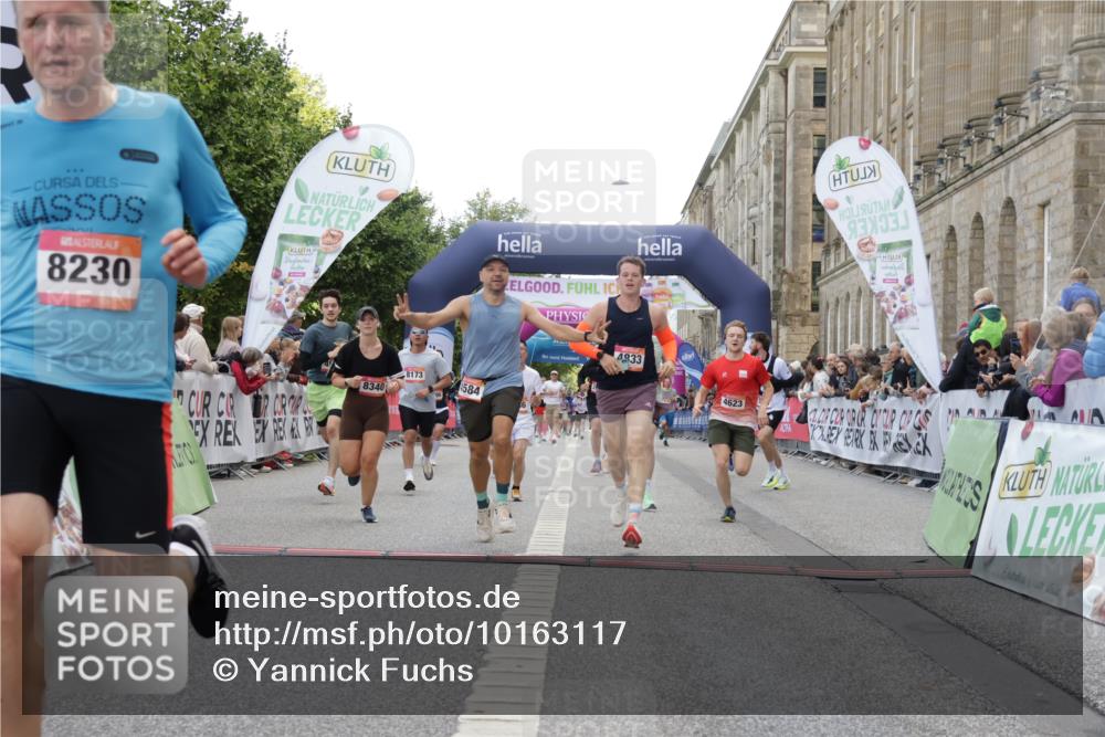 06.09.2026 - CURREX Alsterlauf Yannick Fuchs http://msf.ph/oto/10163117 06.09.2026 09:53:17 Ziel 2036, 2460, 2554, 2704, 3087, 3395, 3396, 4305, 4465, 4539, 4584, 4623, 4707, 4708, 4760, 4833, 4991, 5681, 5886, 5935, 5983, 8173, 8187, 8230, 8340 meine-sportfotos.de