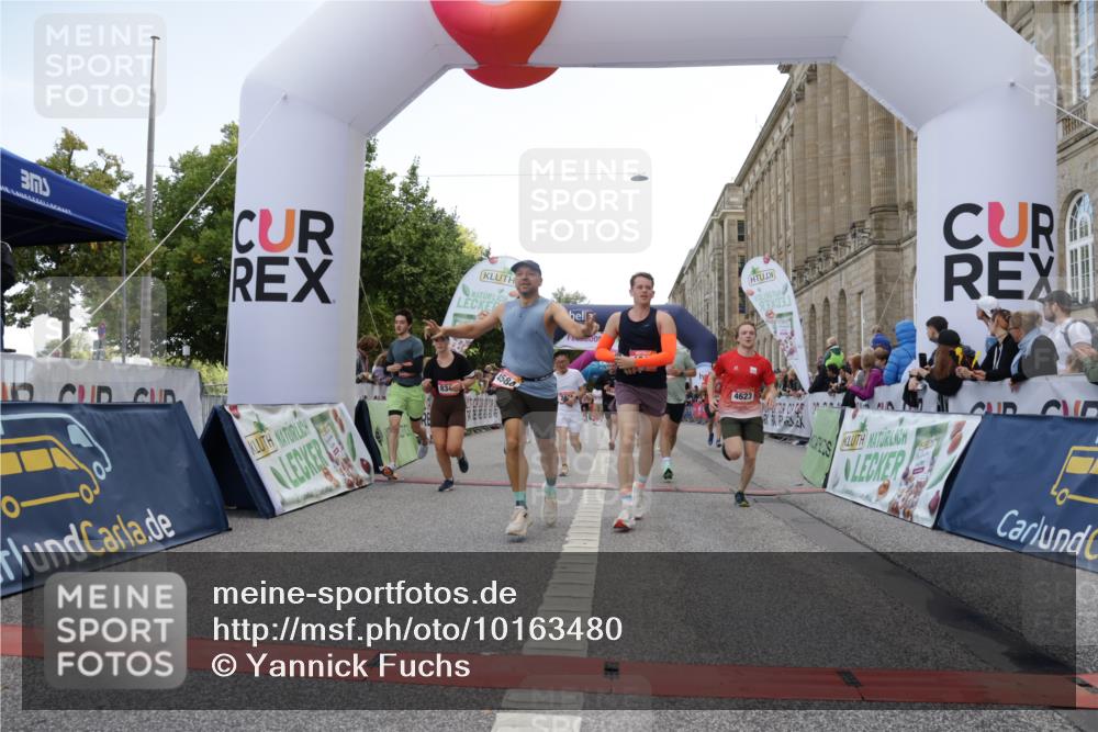 06.09.2026 - CURREX Alsterlauf Yannick Fuchs http://msf.ph/oto/10163480 06.09.2026 09:53:18 Ziel 2036, 2460, 2554, 2704, 3065, 3087, 3395, 3396, 4305, 4465, 4584, 4623, 4707, 4708, 4833, 4991, 5681, 5886, 5935, 5983, 8173, 8187, 8230, 8340 meine-sportfotos.de