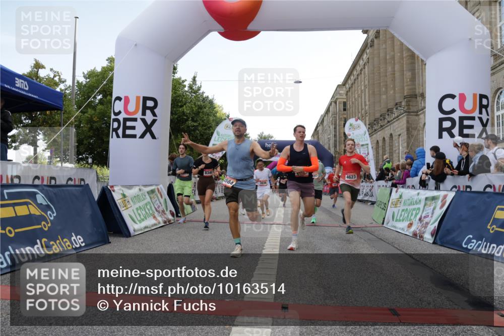 06.09.2026 - CURREX Alsterlauf Yannick Fuchs http://msf.ph/oto/10163514 06.09.2026 09:53:18 Ziel 2036, 2460, 2554, 2704, 3065, 3087, 3395, 3396, 4305, 4465, 4584, 4623, 4707, 4708, 4833, 4991, 5681, 5886, 5935, 5983, 8173, 8187, 8230, 8340 meine-sportfotos.de