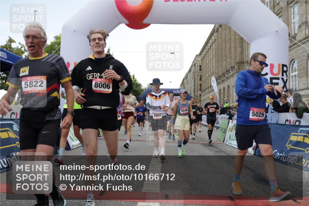 06.09.2026 - CURREX Alsterlauf Yannick Fuchs http://msf.ph/oto/10166712 06.09.2026 09:53:34 Ziel 2536, 2666, 2766, 2782, 3205, 3458, 3531, 3953, 4082, 4283, 4572, 4620, 4749, 4797, 4808, 4832, 4937, 4945, 4980, 5029, 5110, 5236, 5446, 5546, 5656, 5782, 5822, 5839, 6372, 6455, 8006, 8133, 8135 meine-sportfotos.de