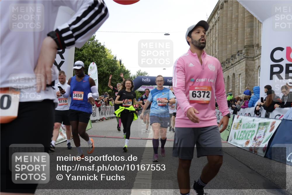 06.09.2026 - CURREX Alsterlauf Yannick Fuchs http://msf.ph/oto/10167553 06.09.2026 09:53:40 Ziel 2537, 2782, 3458, 3964, 4082, 4283, 4571, 4572, 4797, 4832, 4937, 4945, 5110, 5119, 5236, 5446, 5483, 5546, 5590, 5656, 5782, 5839, 6372, 6455, 6477, 8133, 8135 meine-sportfotos.de