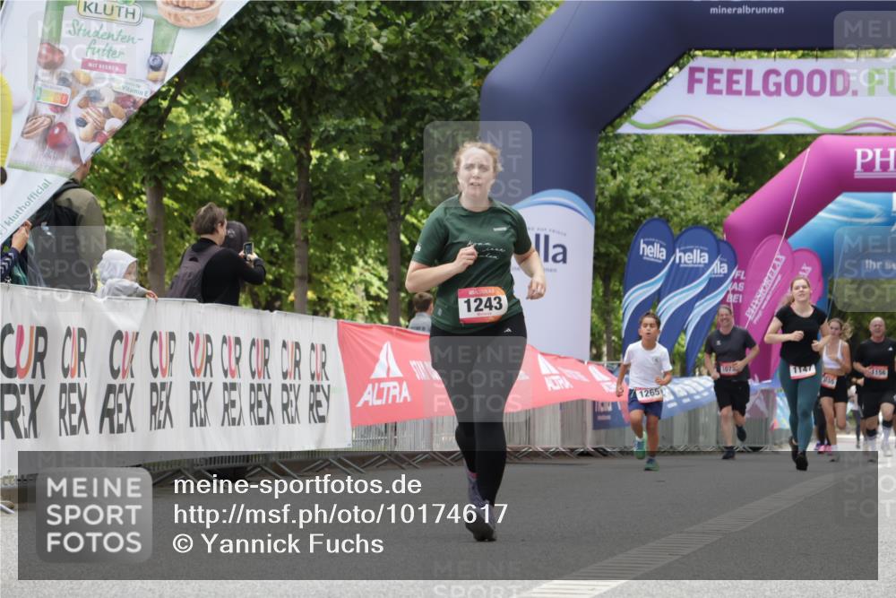 06.09.2026 - CURREX Alsterlauf Yannick Fuchs http://msf.ph/oto/10174617 06.09.2026 12:01:21 Ziel 1026, 1243 meine-sportfotos.de