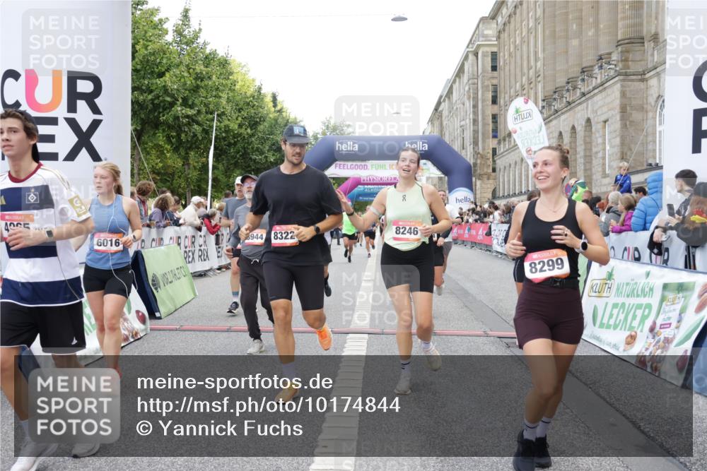 06.09.2026 - CURREX Alsterlauf Yannick Fuchs http://msf.ph/oto/10174844 06.09.2026 09:54:07 Ziel 2347, 2359, 3231, 3483, 3556, 3701, 3852, 3944, 4053, 4054, 4564, 4801, 4803, 4925, 4965, 5103, 5273, 5354, 5528, 5684, 5696, 5940, 6016, 6184, 6234, 8246, 8299, 8322 meine-sportfotos.de