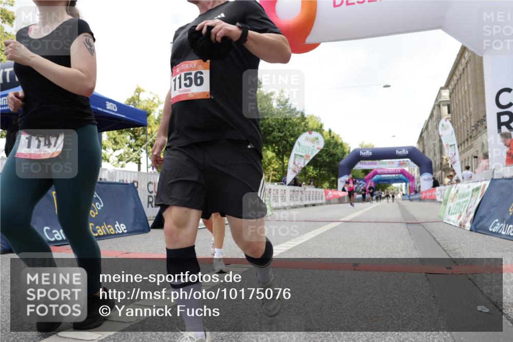 06.09.2026 - CURREX Alsterlauf Yannick Fuchs http://msf.ph/oto/10175076 06.09.2026 12:01:34 Ziel 1073, 1147, 1155, 1156, 1233, 1265 meine-sportfotos.de