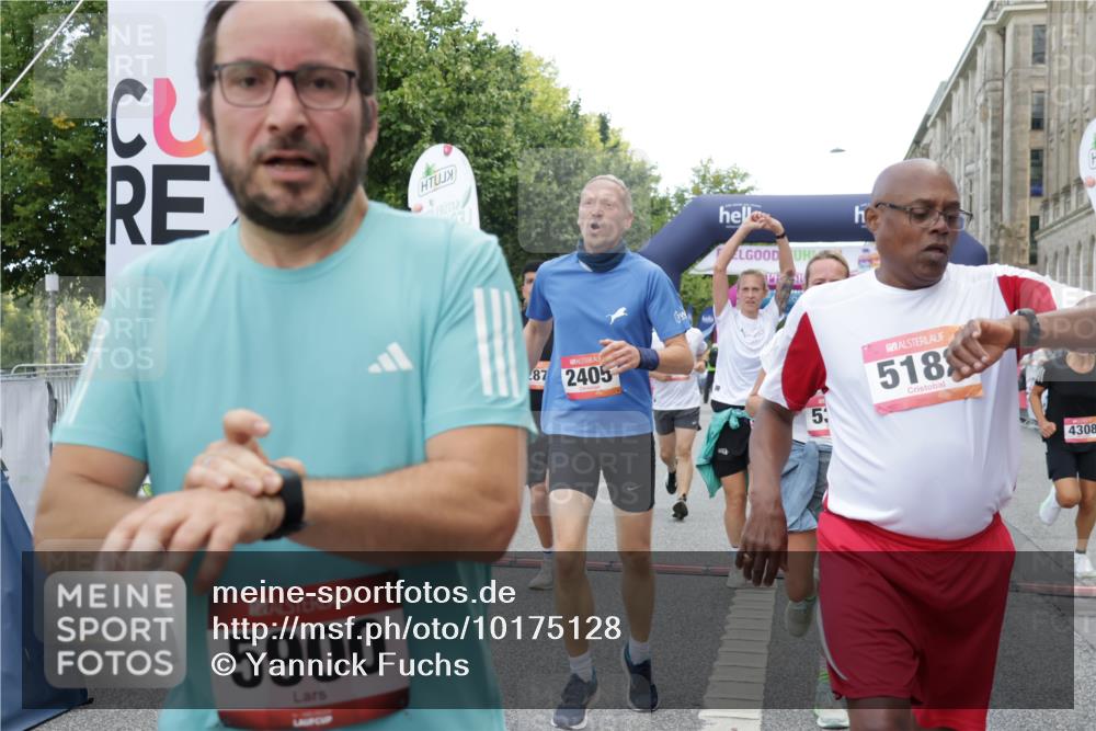 06.09.2026 - CURREX Alsterlauf Yannick Fuchs http://msf.ph/oto/10175128 06.09.2026 09:54:15 Ziel 2359, 2405, 2415, 2530, 3391, 3483, 3770, 4053, 4054, 4182, 4308, 4309, 4316, 4326, 4564, 5103, 5120, 5182, 5353, 5354, 5528, 5684, 5696, 5900, 6184, 6287, 6442 meine-sportfotos.de