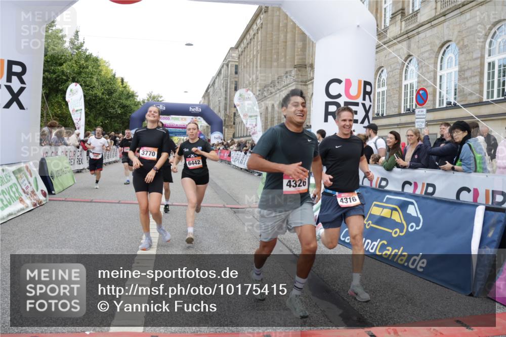06.09.2026 - CURREX Alsterlauf Yannick Fuchs http://msf.ph/oto/10175415 06.09.2026 09:54:20 Ziel 2405, 2415, 2530, 3391, 3393, 3591, 3770, 4182, 4308, 4309, 4316, 4326, 5120, 5182, 5353, 5579, 5900, 5934, 6194, 6287, 6442, 6469, 8179 meine-sportfotos.de