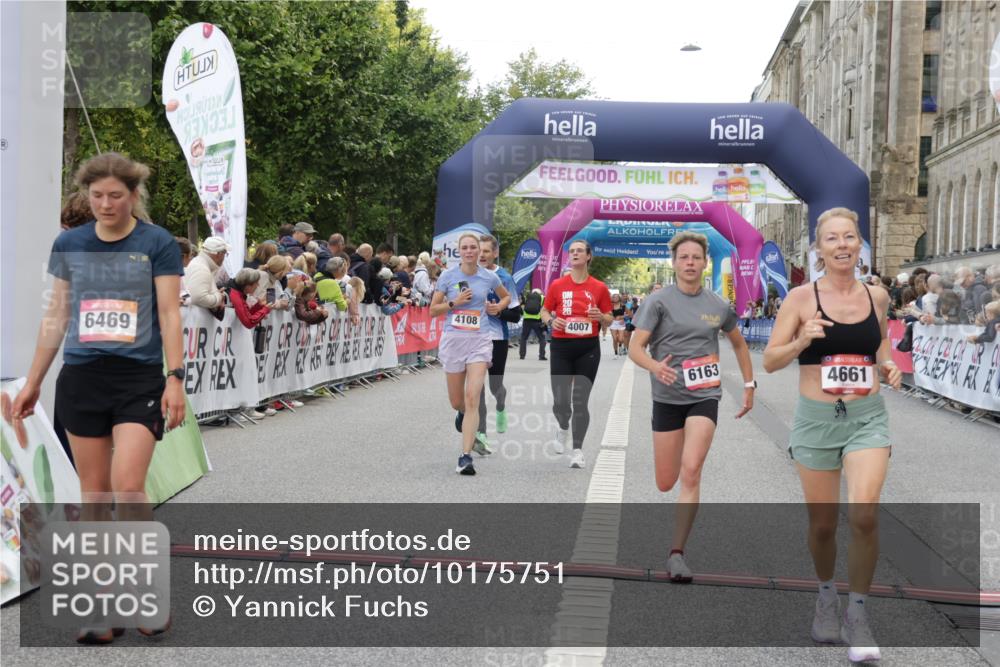 06.09.2026 - CURREX Alsterlauf Yannick Fuchs http://msf.ph/oto/10175751 06.09.2026 09:54:26 Ziel 3393, 3591, 3770, 4007, 4108, 4316, 4326, 4574, 4661, 5579, 5934, 6051, 6163, 6175, 6194, 6442, 6469, 8179 meine-sportfotos.de
