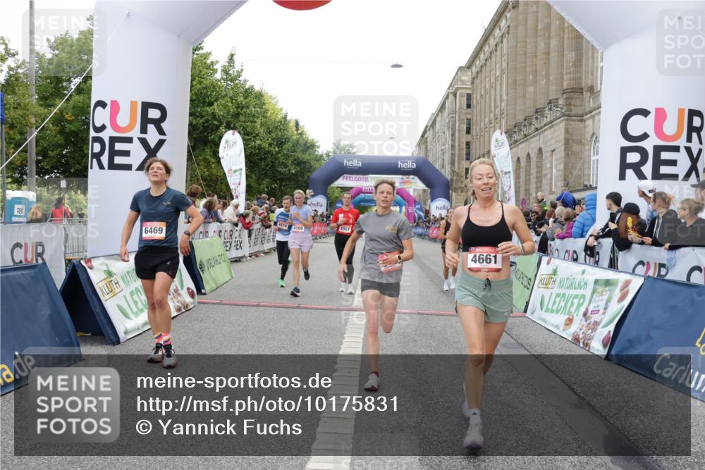 06.09.2026 - CURREX Alsterlauf Yannick Fuchs http://msf.ph/oto/10175831 06.09.2026 09:54:27 Ziel 3393, 3591, 4007, 4108, 4316, 4326, 4574, 4661, 5579, 5934, 6051, 6163, 6175, 6194, 6442, 6469, 8179 meine-sportfotos.de