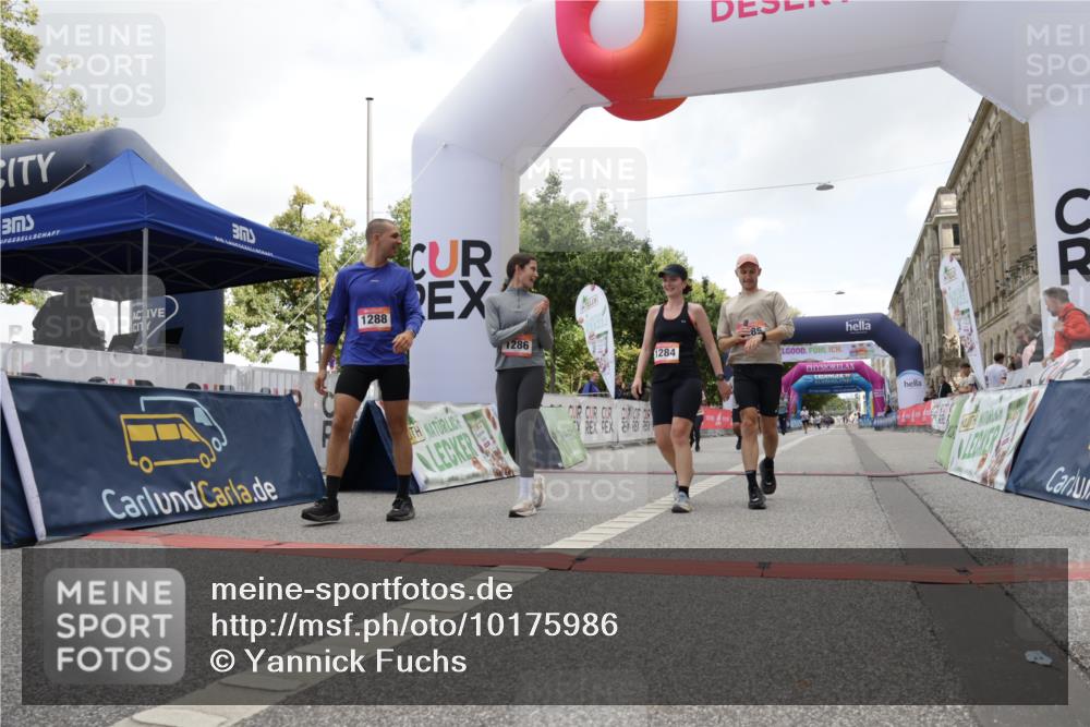 06.09.2026 - CURREX Alsterlauf Yannick Fuchs http://msf.ph/oto/10175986 06.09.2026 12:01:52 Ziel 1095, 1284, 1285, 1286, 1288, 1298, 1305, 8042 meine-sportfotos.de