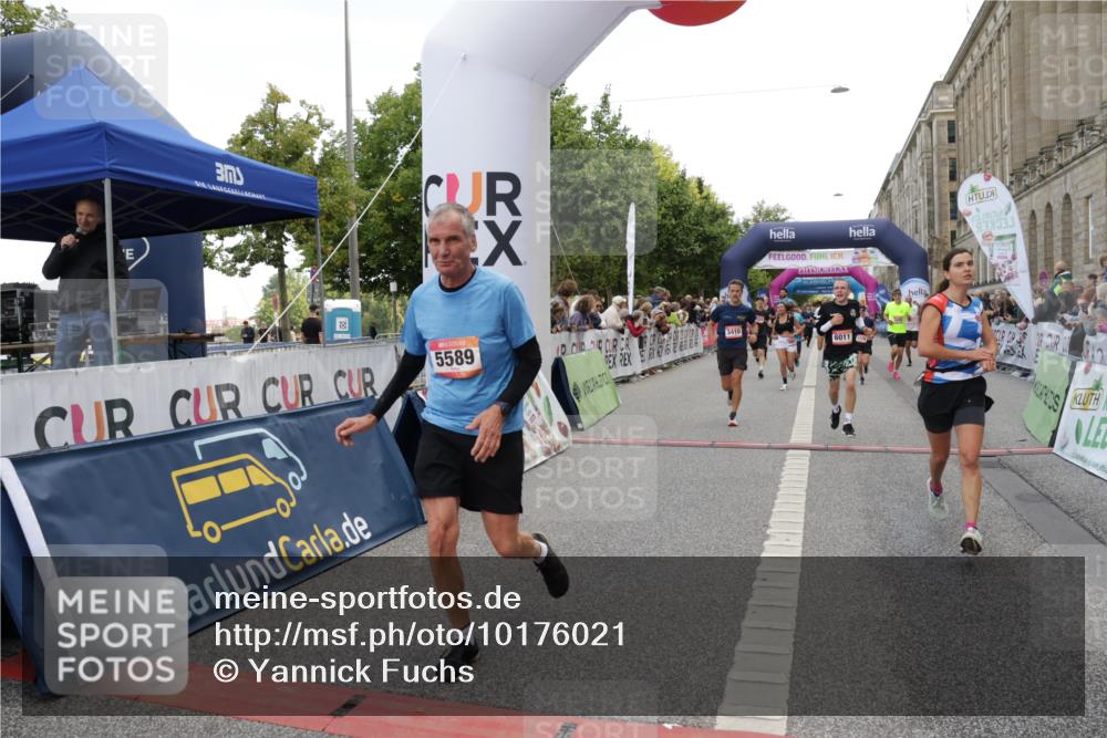 06.09.2026 - CURREX Alsterlauf Yannick Fuchs http://msf.ph/oto/10176021 06.09.2026 09:54:36 Ziel 2162, 2179, 2477, 3233, 3410, 3478, 4574, 5116, 5250, 5447, 5589, 5654, 5700, 5701, 6011, 6051, 6175, 6329, 6331, 6437 meine-sportfotos.de