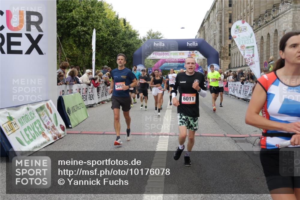 06.09.2026 - CURREX Alsterlauf Yannick Fuchs http://msf.ph/oto/10176078 06.09.2026 09:54:37 Ziel 2162, 2179, 2477, 3233, 3410, 3478, 5116, 5250, 5447, 5589, 5654, 5700, 5701, 6011, 6175, 6329, 6331, 6437 meine-sportfotos.de