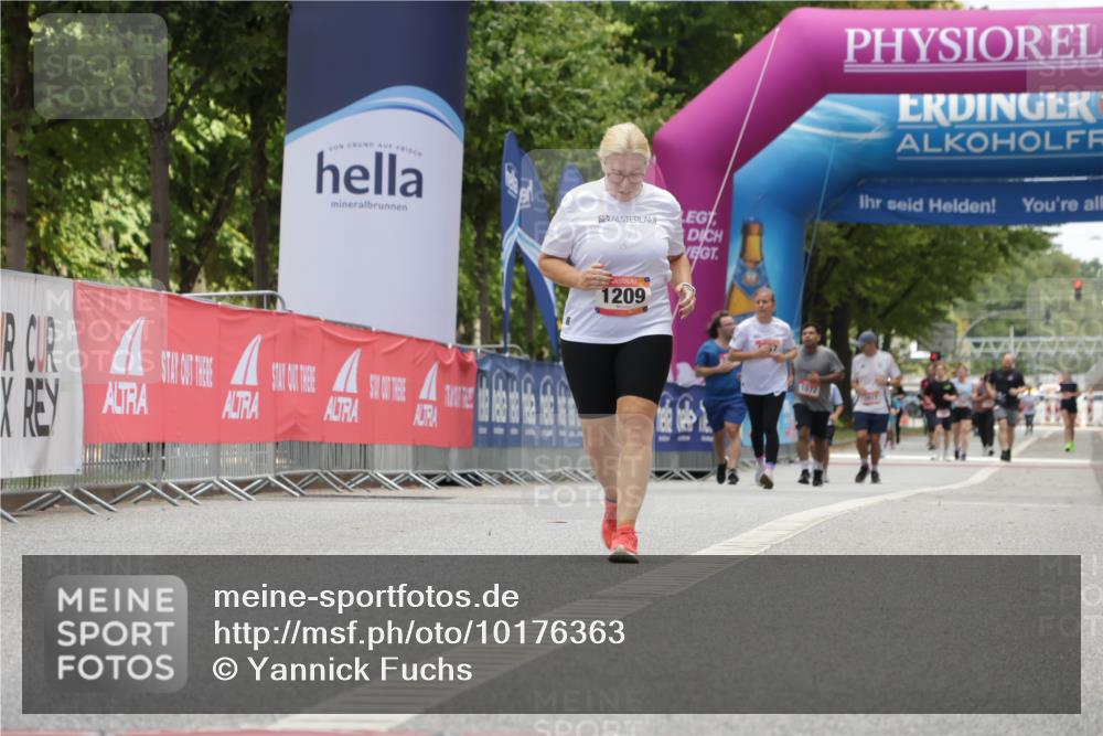 06.09.2026 - CURREX Alsterlauf Yannick Fuchs http://msf.ph/oto/10176363 06.09.2026 12:02:08 Ziel 1150, 1209, 1326 meine-sportfotos.de