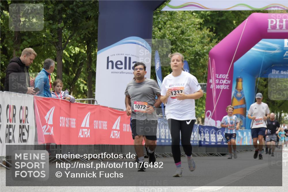 06.09.2026 - CURREX Alsterlauf Yannick Fuchs http://msf.ph/oto/10176482 06.09.2026 12:02:18 Ziel 1072, 1209, 1337 meine-sportfotos.de