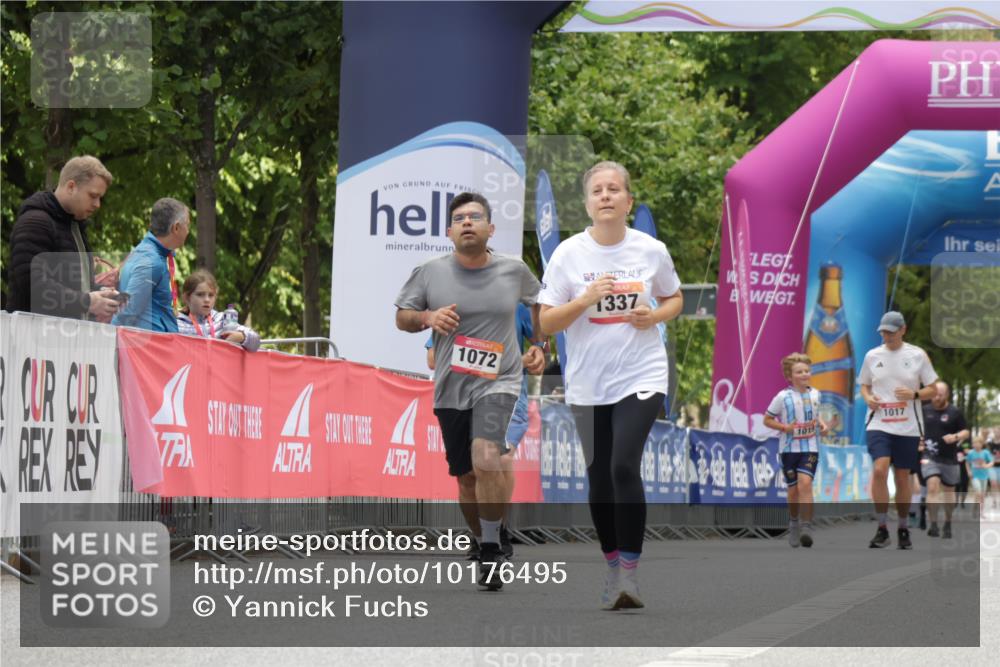 06.09.2026 - CURREX Alsterlauf Yannick Fuchs http://msf.ph/oto/10176495 06.09.2026 12:02:18 Ziel 1072, 1209, 1337 meine-sportfotos.de