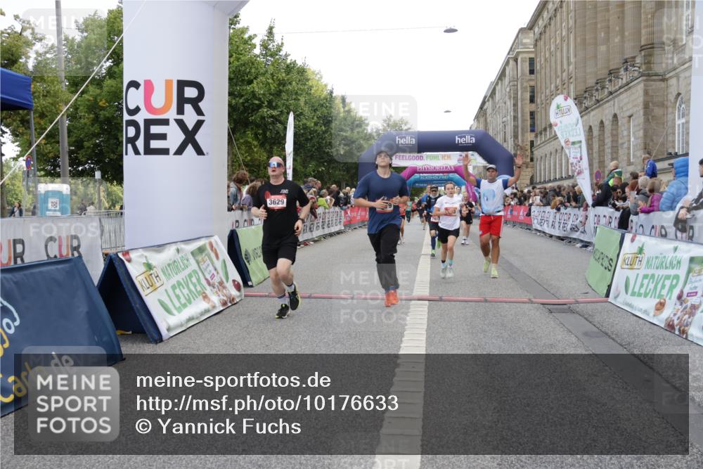 06.09.2026 - CURREX Alsterlauf Yannick Fuchs http://msf.ph/oto/10176633 06.09.2026 09:54:45 Ziel 2179, 2433, 2451, 2477, 2640, 3233, 3413, 3478, 3629, 4206, 4394, 4974, 5116, 5250, 5447, 5654, 5657, 5666, 5700, 5701, 6079, 6210, 6329, 6331 meine-sportfotos.de