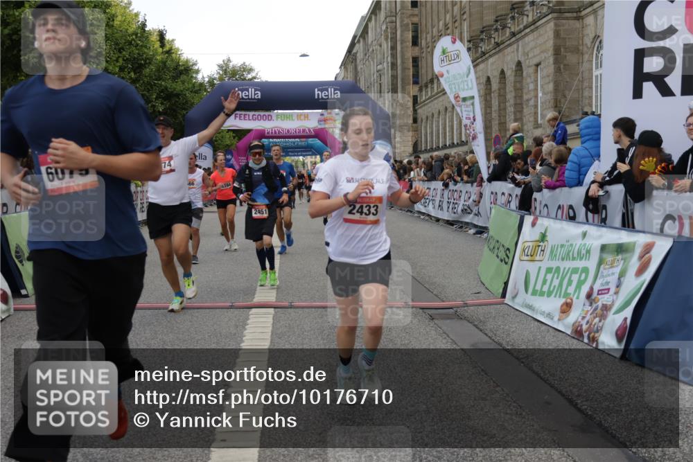 06.09.2026 - CURREX Alsterlauf Yannick Fuchs http://msf.ph/oto/10176710 06.09.2026 09:54:46 Ziel 2179, 2433, 2451, 2477, 2640, 3233, 3413, 3478, 3629, 4206, 4394, 4974, 5116, 5250, 5447, 5654, 5657, 5666, 5700, 5701, 6079, 6210, 6329, 6331 meine-sportfotos.de