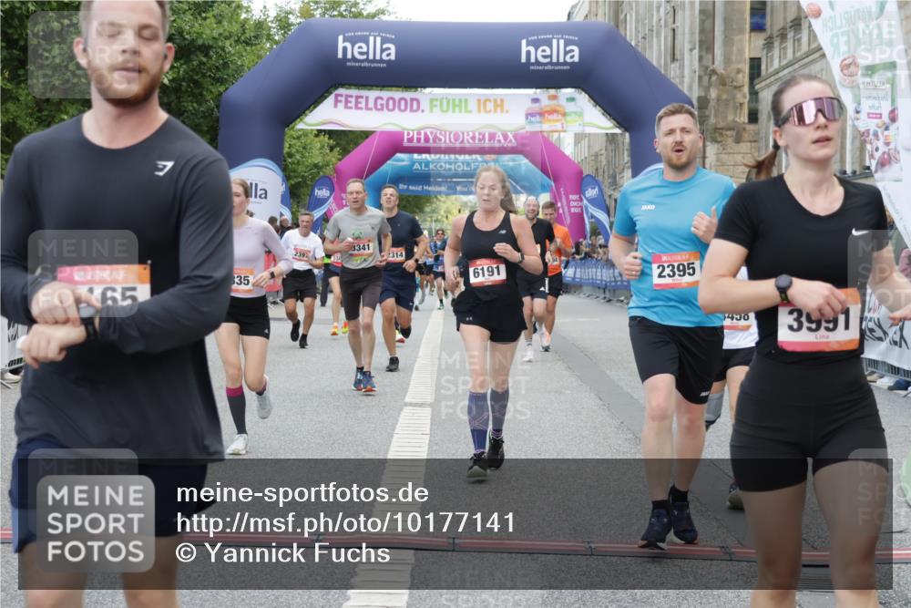 06.09.2026 - CURREX Alsterlauf Yannick Fuchs http://msf.ph/oto/10177141 06.09.2026 09:54:53 Ziel 2314, 2395, 2397, 2433, 2451, 2494, 2587, 2640, 2962, 3251, 3341, 3363, 3413, 3991, 4206, 4335, 4394, 4458, 4974, 5165, 5657, 5666, 6191, 6210 meine-sportfotos.de