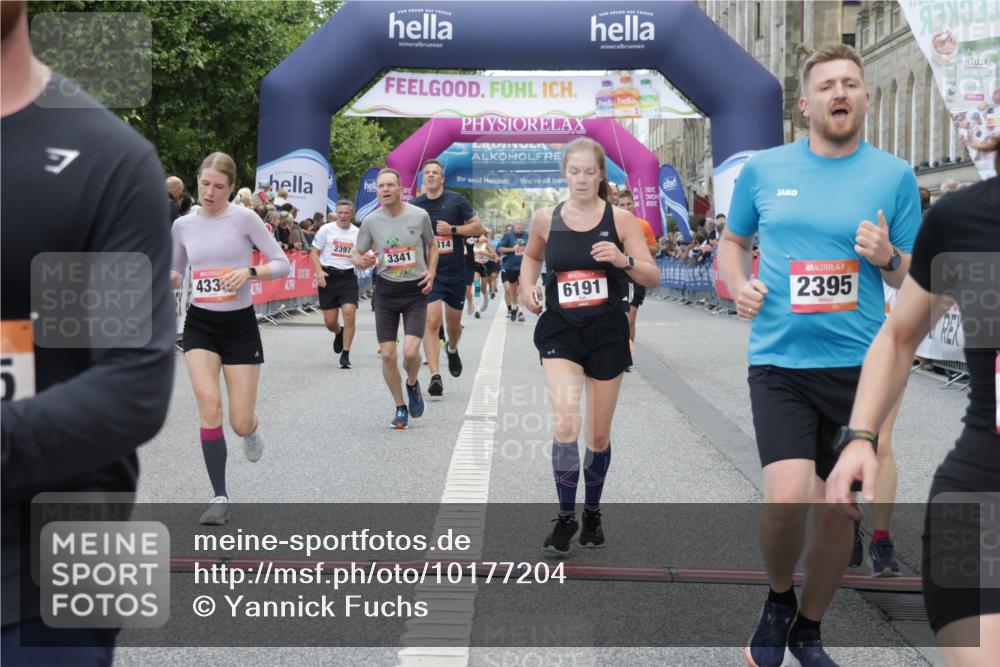 06.09.2026 - CURREX Alsterlauf Yannick Fuchs http://msf.ph/oto/10177204 06.09.2026 09:54:54 Ziel 2314, 2395, 2397, 2451, 2494, 2587, 2640, 2962, 3251, 3341, 3363, 3413, 3991, 4206, 4335, 4394, 4458, 5165, 5385, 5657, 5666, 6191, 6210 meine-sportfotos.de
