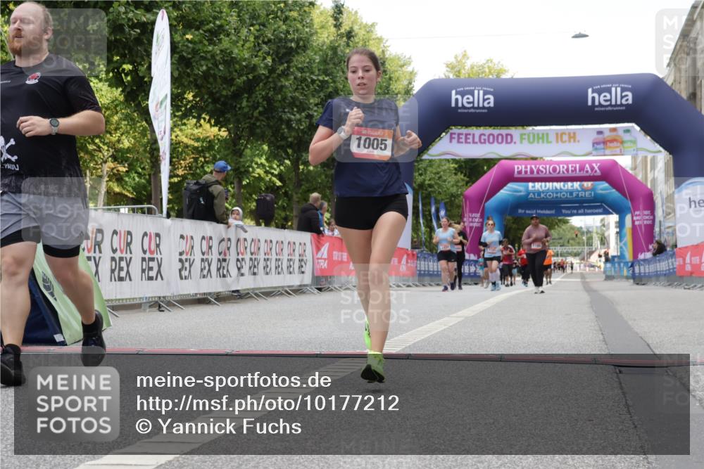 06.09.2026 - CURREX Alsterlauf Yannick Fuchs http://msf.ph/oto/10177212 06.09.2026 12:02:42 Ziel 1005, 1017, 1019, 8267 meine-sportfotos.de