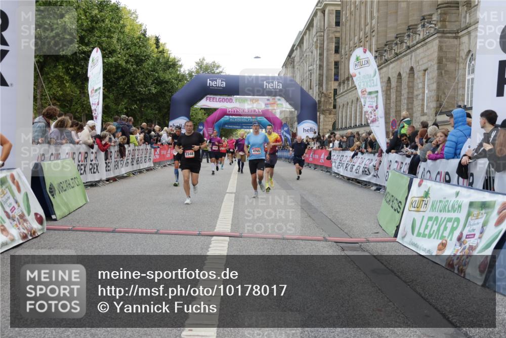 06.09.2026 - CURREX Alsterlauf Yannick Fuchs http://msf.ph/oto/10178017 06.09.2026 09:55:06 Ziel 2184, 2261, 2348, 2502, 2826, 3291, 4322, 4622, 4765, 4839, 4956, 5094, 5298, 5385, 5721 meine-sportfotos.de