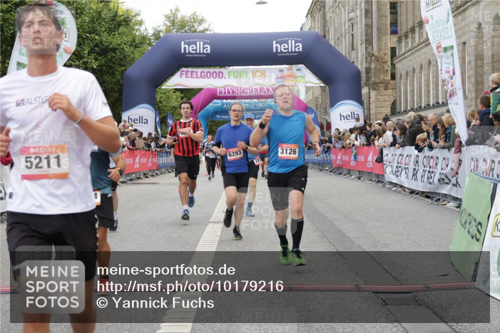 06.09.2026 - CURREX Alsterlauf Yannick Fuchs http://msf.ph/oto/10179216 06.09.2026 09:55:23 Ziel 2012, 2231, 2232, 2908, 3126, 3344, 3484, 4512, 4686, 4688, 5211, 5314, 5855, 6293, 6367 meine-sportfotos.de