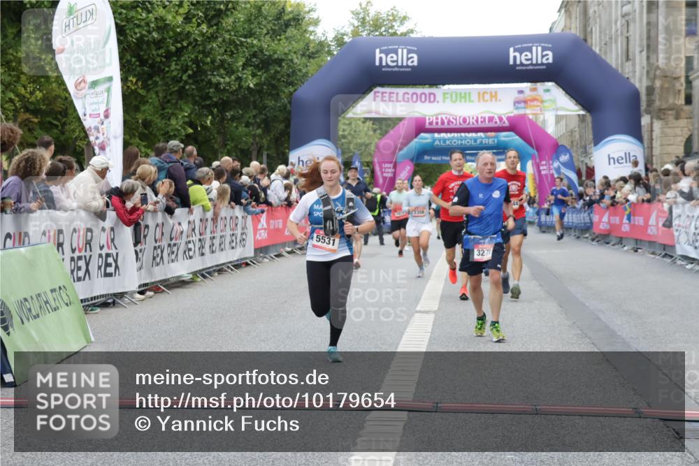 06.09.2026 - CURREX Alsterlauf Yannick Fuchs http://msf.ph/oto/10179654 06.09.2026 09:55:29 Ziel 2231, 2232, 2308, 3126, 3271, 3484, 4688, 4949, 5211, 5314, 5531, 5720, 6293, 6367 meine-sportfotos.de