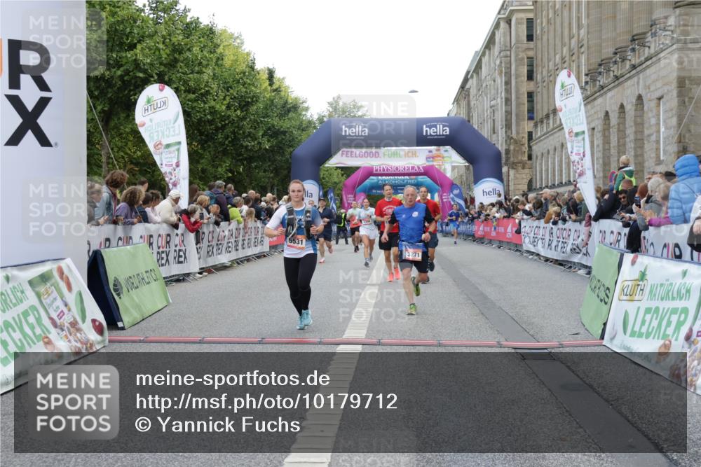06.09.2026 - CURREX Alsterlauf Yannick Fuchs http://msf.ph/oto/10179712 06.09.2026 09:55:30 Ziel 2232, 2308, 2854, 3126, 3271, 3484, 3550, 4688, 4949, 5314, 5531, 5720, 6293, 6367 meine-sportfotos.de