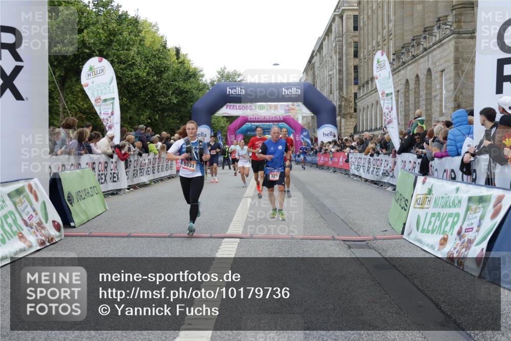06.09.2026 - CURREX Alsterlauf Yannick Fuchs http://msf.ph/oto/10179736 06.09.2026 09:55:30 Ziel 2232, 2308, 2854, 3126, 3271, 3484, 3550, 4688, 4949, 5314, 5531, 5720, 6293, 6367 meine-sportfotos.de