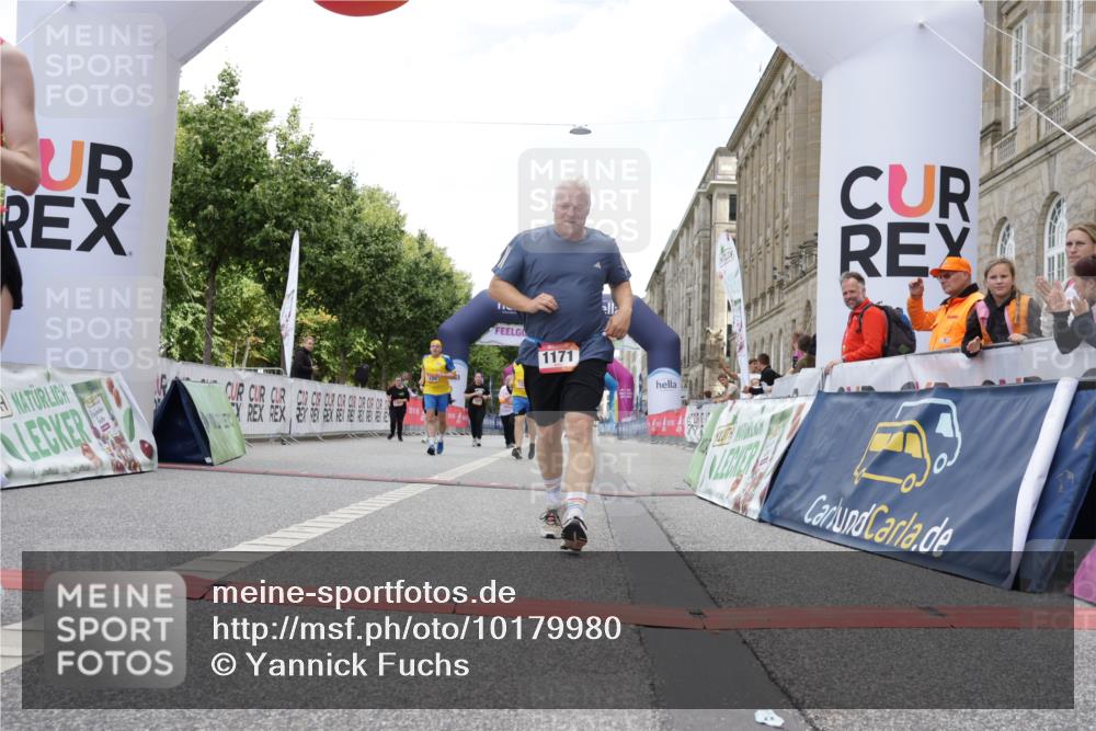 06.09.2026 - CURREX Alsterlauf Yannick Fuchs http://msf.ph/oto/10179980 06.09.2026 12:04:14 Ziel 1171, 1172, 1187, 1188, 1228, 1229 meine-sportfotos.de
