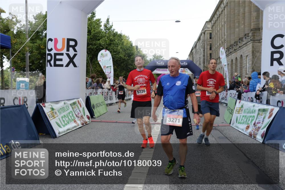 06.09.2026 - CURREX Alsterlauf Yannick Fuchs http://msf.ph/oto/10180039 06.09.2026 09:55:33 Ziel 2232, 2308, 2420, 2854, 2874, 3271, 3550, 4688, 4827, 4949, 5531, 5720, 6367 meine-sportfotos.de