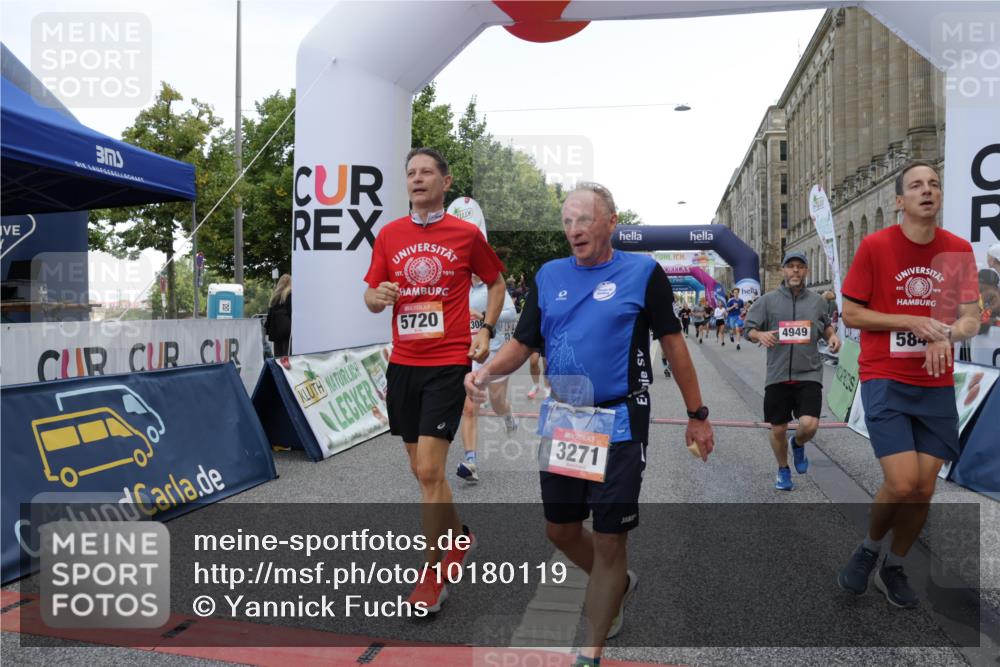 06.09.2026 - CURREX Alsterlauf Yannick Fuchs http://msf.ph/oto/10180119 06.09.2026 09:55:34 Ziel 2308, 2420, 2854, 2874, 3271, 3550, 4827, 4949, 5531, 5720, 6367, 8027 meine-sportfotos.de