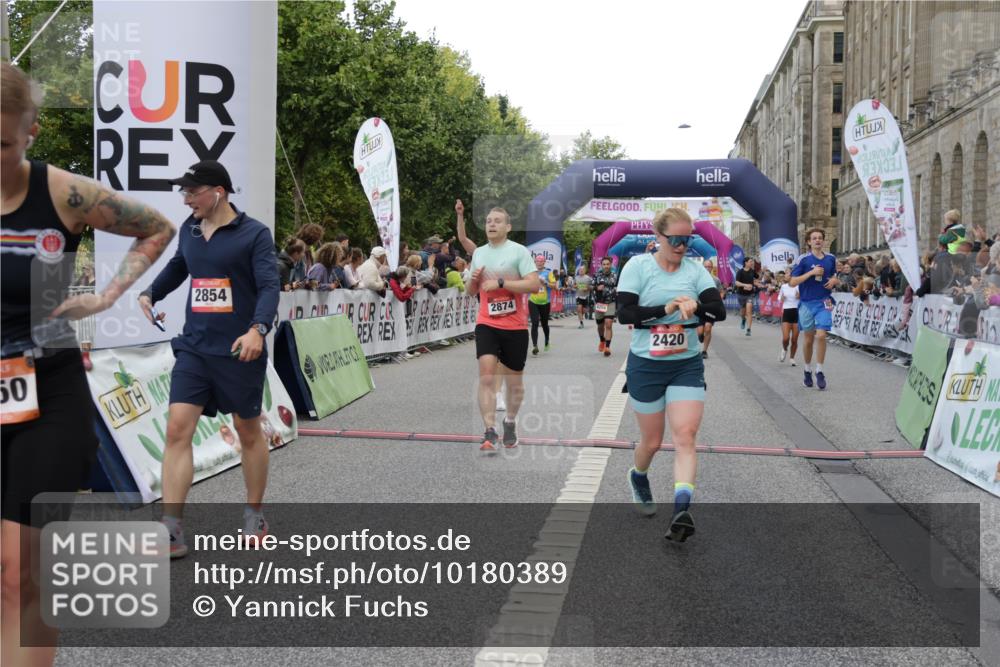 06.09.2026 - CURREX Alsterlauf Yannick Fuchs http://msf.ph/oto/10180389 06.09.2026 09:55:37 Ziel 2308, 2420, 2854, 2874, 3051, 3271, 3481, 3550, 3929, 4284, 4404, 4827, 4949, 4962, 5531, 5720, 6034, 6479, 8027, 8204 meine-sportfotos.de