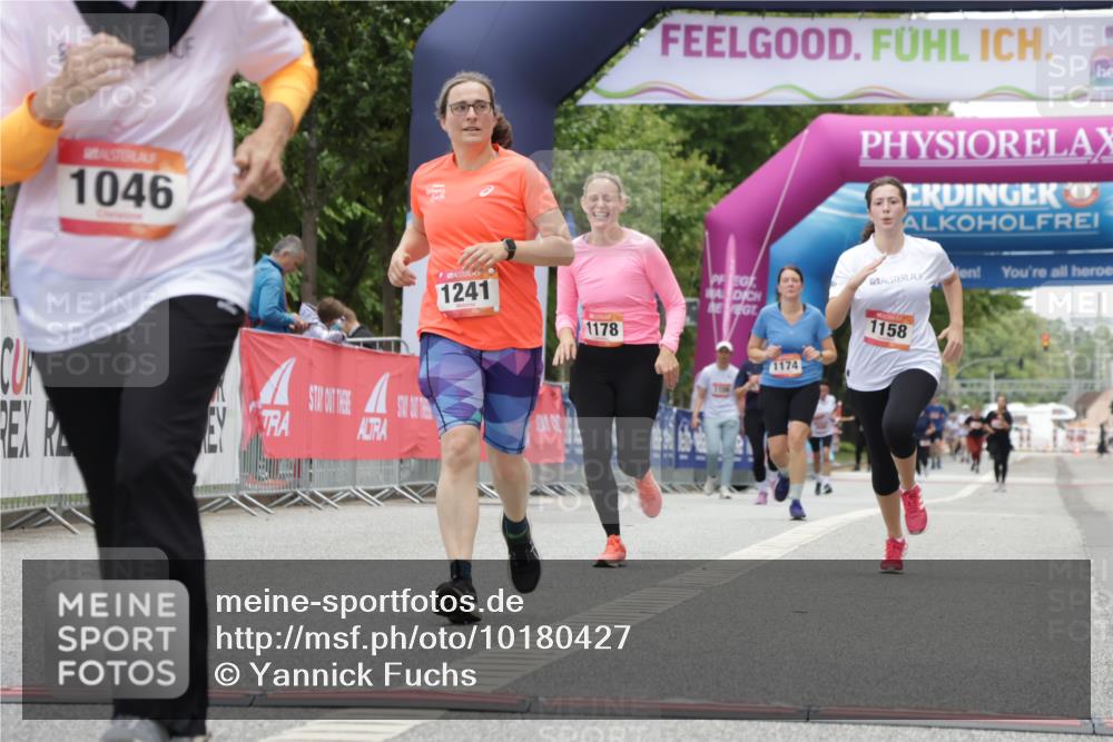 06.09.2026 - CURREX Alsterlauf Yannick Fuchs http://msf.ph/oto/10180427 06.09.2026 12:04:22 Ziel 1046, 1071, 1158, 1178, 1228, 1229, 1241, 1307 meine-sportfotos.de